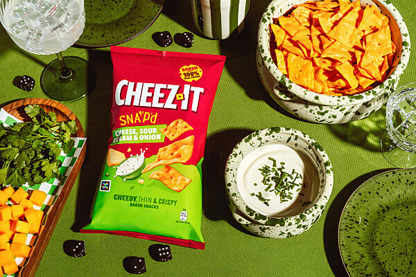 Cheez it Sour Cream Onion